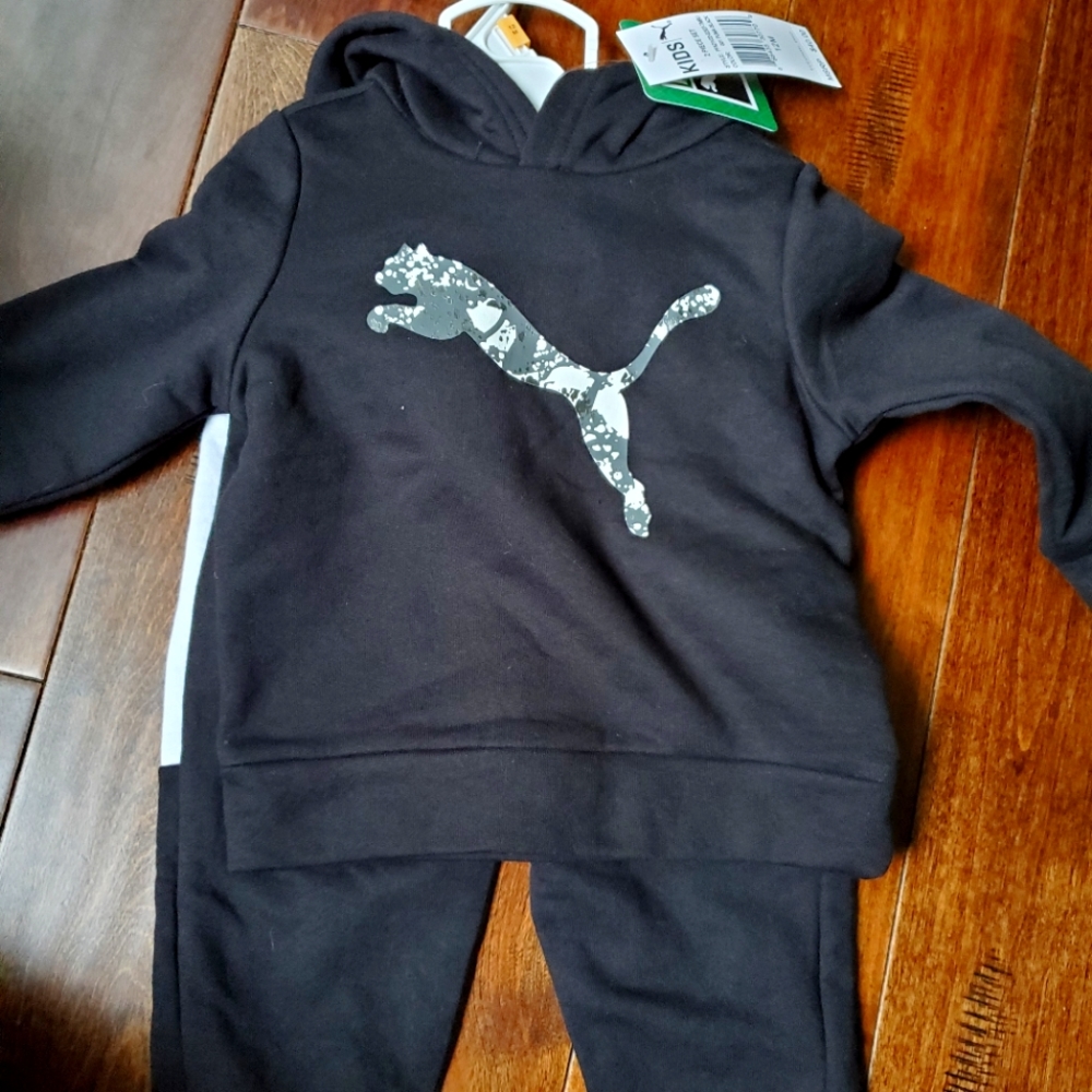 Puma set in size 12months, black and gray